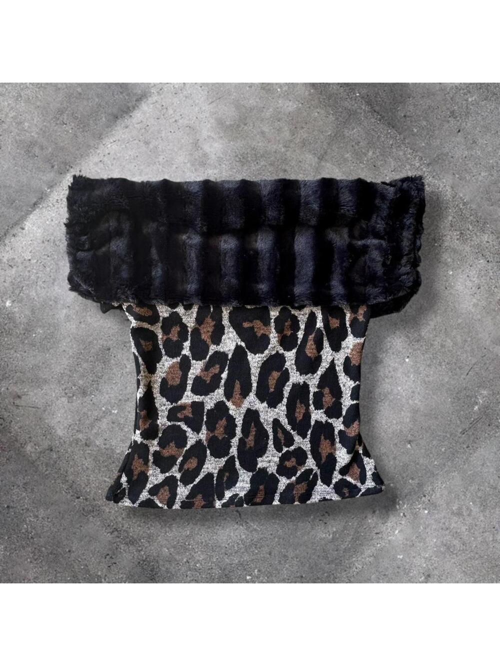 Leopard print and faux fur off the shoulder top, size small